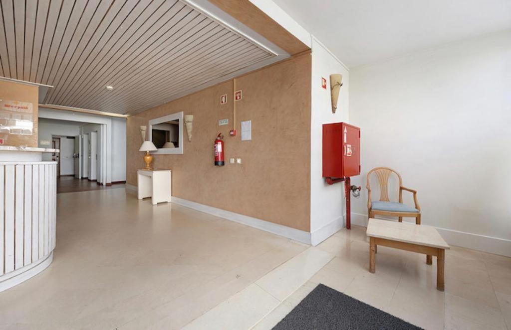 Cozy Apartment With Seaview 300M From The Beach Portimao Ngoại thất bức ảnh